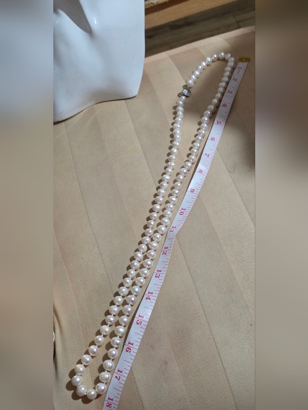 14KGF 36 IN 9.8 MM GENIUNE CULTURED BAROQUE PEARLS AMAZING LUSTER 106.09 Grams - Picture 7 of 7